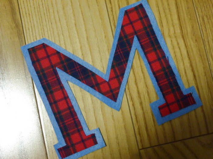 フェルトをカットする