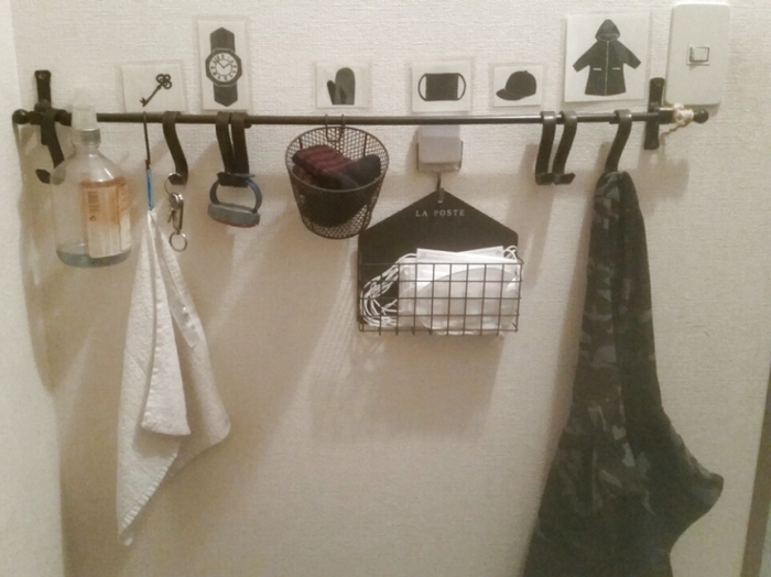 外出時に必要なものは玄関に