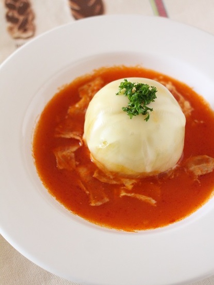WMFの圧力鍋DE丸ごと玉ねぎのトマトスープ