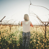 デスクワークしているあなたに!縮こまった体をほぐすための方法