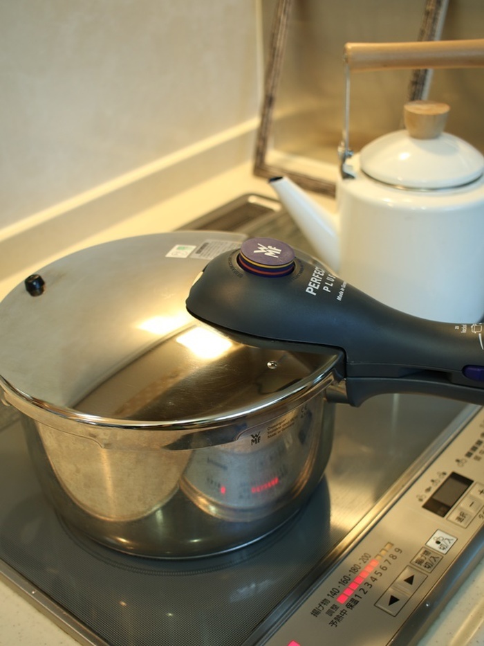 蓋をし10分加圧