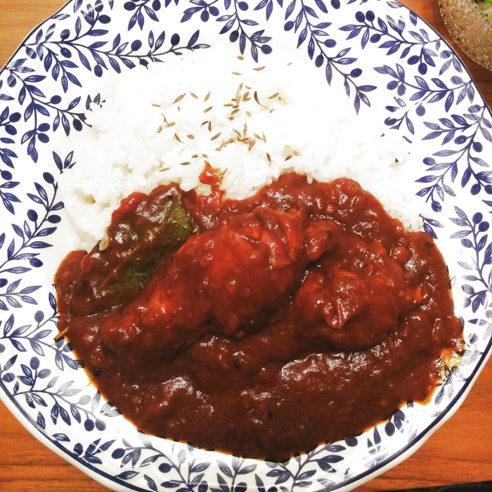 美味しい!スパイシー手羽元カレーの作り方!