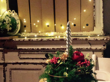 ダイソーのエッグスタンドと100均材料でクリスマスキャンドルスタンドアレンジ作りました。