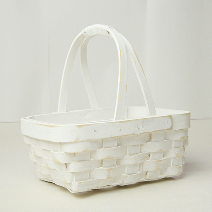 かごを用意します。