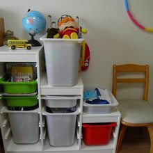 おもちゃ収納は、カンタン放り込み式