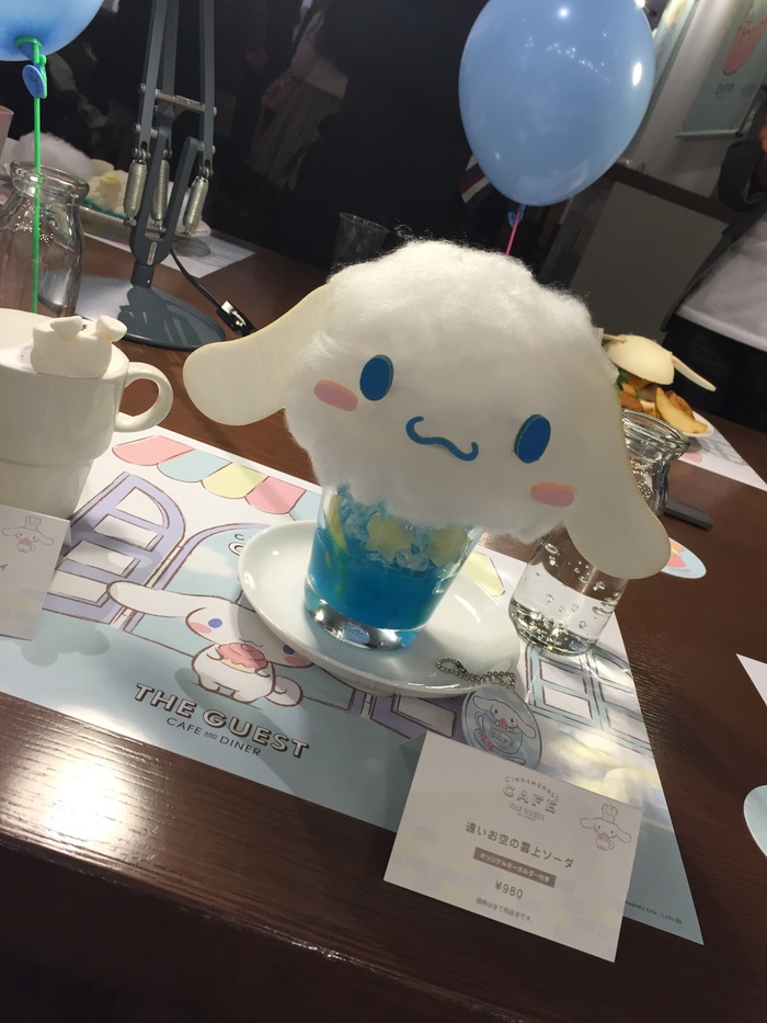 シナモンロールソーダ♡綿菓子ふわふわ♡