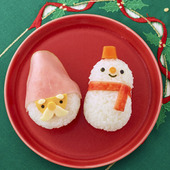 クリスマスに作りたいキャラおにぎり!「サンタクロースおにぎり」