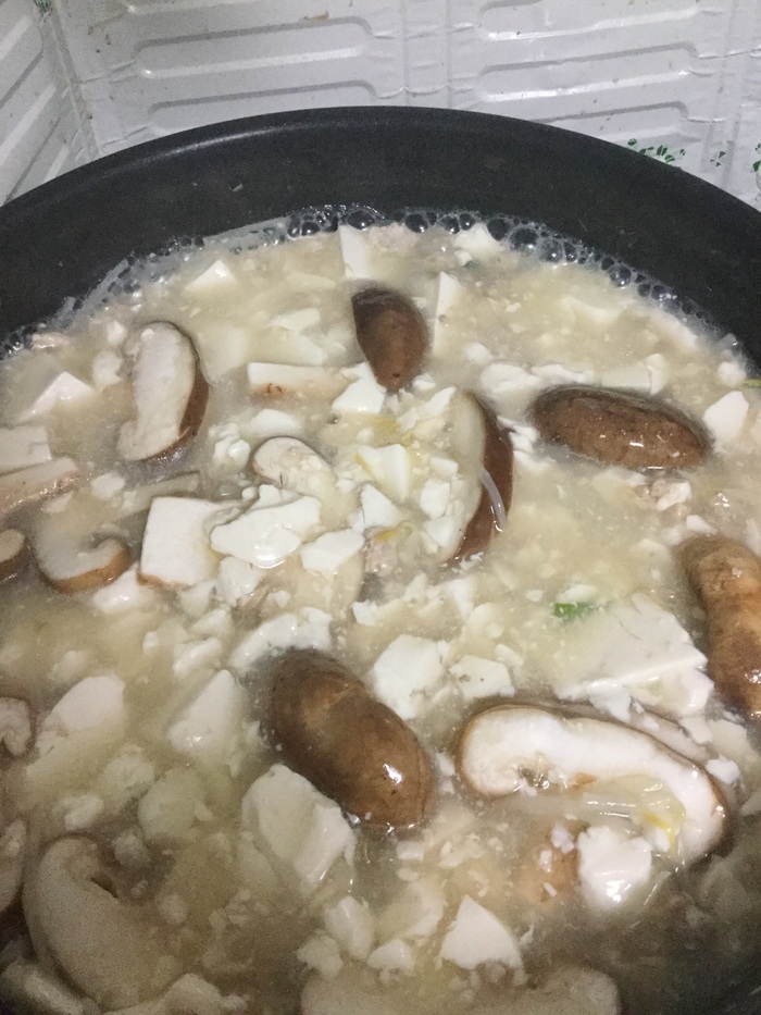 水溶き片栗粉を入れます