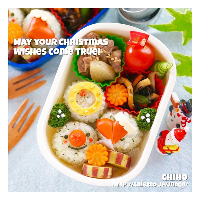 シリコンカップで簡単♪プチおにぎり&プチデコクリスマス♡