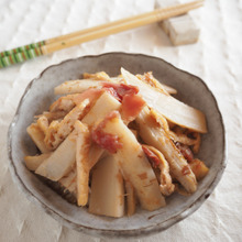 れんこんと油揚げの梅きんぴら