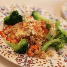 ガーリックシュリンプ&ブロッコリーライス☆豆乳チーズクリーム添え☆