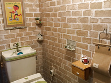 セリアのレンガ柄リメイクシートでトイレをナチュラルリメイク♪