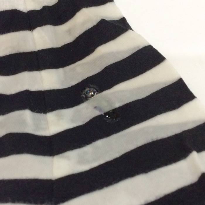 食器用洗剤を乗せました。