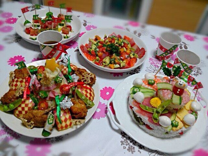 クリスマスの料理&クリスマスカラーで演出するテーブルコーデ
