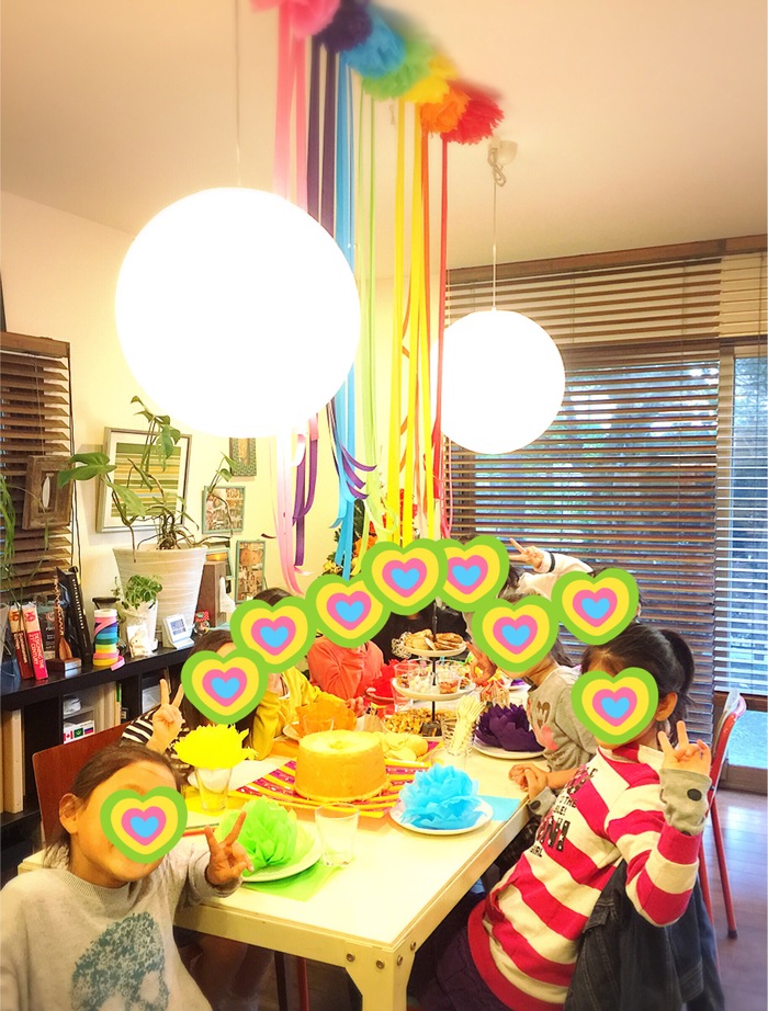 にぎやか、レインボーパーティー!