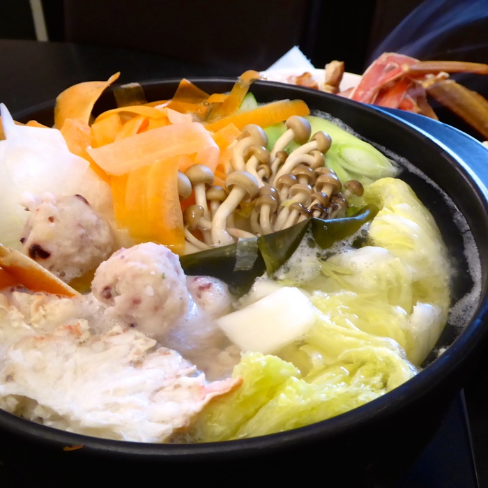 シンプルな昆布だしのお鍋で!