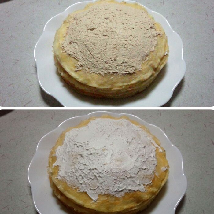 クレープを作り、クリームを挟んで重ねていく。