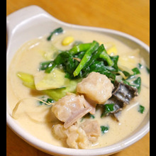 我が家の人気No. 1 鍋は…特製!「濃厚白味噌もつ鍋」のレシピ