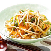 お財布にやさしい節約レシピ<もやしの天津丼風>