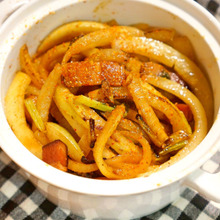 大根の皮も一品に!皮とベーコンでオイマヨ炒めのレシピ