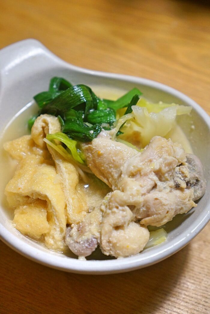 体質改善!お肌ツルツル!コラーゲンたっぷり手羽元で鶏骨鍋のレシピ☆