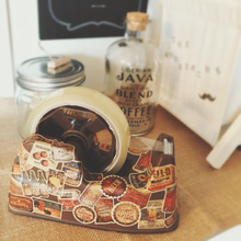 貼って塗るだけ!100均のカッター台をお好みにアレンジ♡