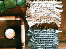 不要Tシャツのリメイク★簡単手編みコースター。