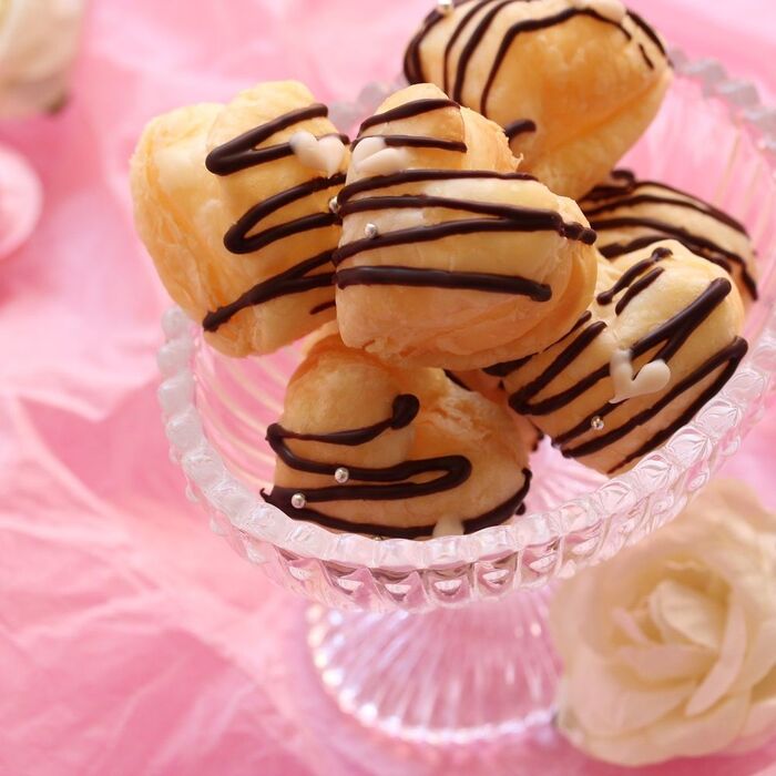 型抜きして焼くだけ!キュートなハートのチョコパイ♡