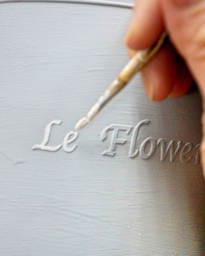 手順3.凸の部分は色を変えて塗る