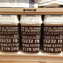 セリアのランチョンマットを貼るだけでカッコイイゴミ箱