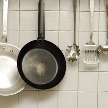 ナチュラルおそうじで話題♪セスキ炭酸ソーダで、フライパンのコゲが激落ち!