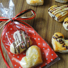 材料3つ♡当日でも間に合う簡単チョコパイ♡