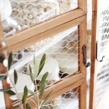 セリアだけで出来る!!本格可愛いメッシュ扉のシェルフ