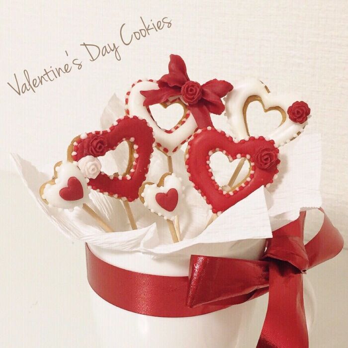 100均グッズ活用でバレンタインを可愛く♡クッキーアレンジメント