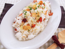 少し溶けたチーズがおいしい!「チーズガーリックライス」