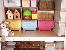 押し入れをDIY①壁紙シート&クッションフロアでオープン収納に♪