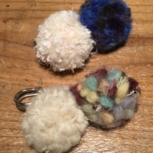 ボンボンで簡単ブローチ♡