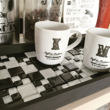 好きなように並べるだけ!ダイソーのガラスタイルでオリジナルトレイを作ろう!