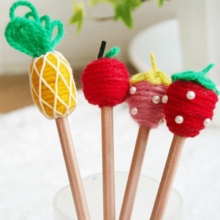 毛糸を巻き巻き♪ 可愛いフルーツデコ鉛筆