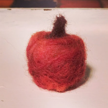 余り毛糸でフェルト小物♡