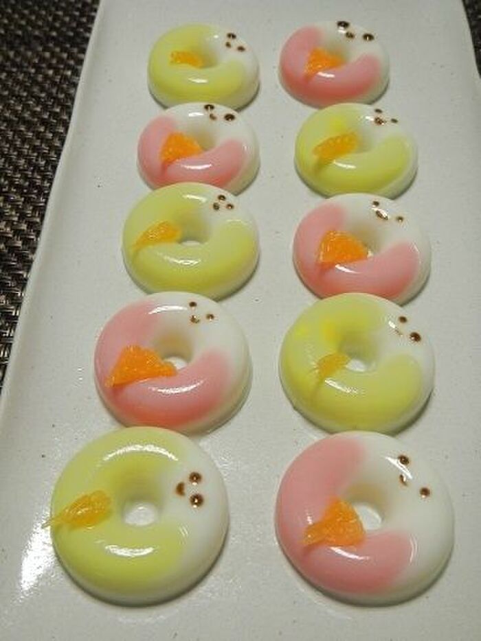 ひな祭りスイーツ♪ひな牛乳寒天