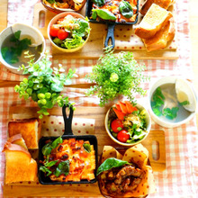 カッティングボード&100均ランチマットで春色テーブルコーディネート☆