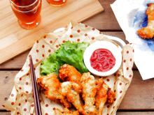 安い値段で嬉しい!鶏肉の手羽元で唐揚げ