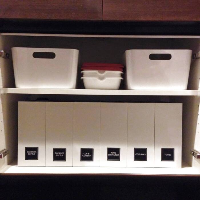 ●食器棚×マガジンラック収納●