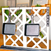 ガーデンフェンスを簡単DIY☆キッチンのスキレット収納ラック!