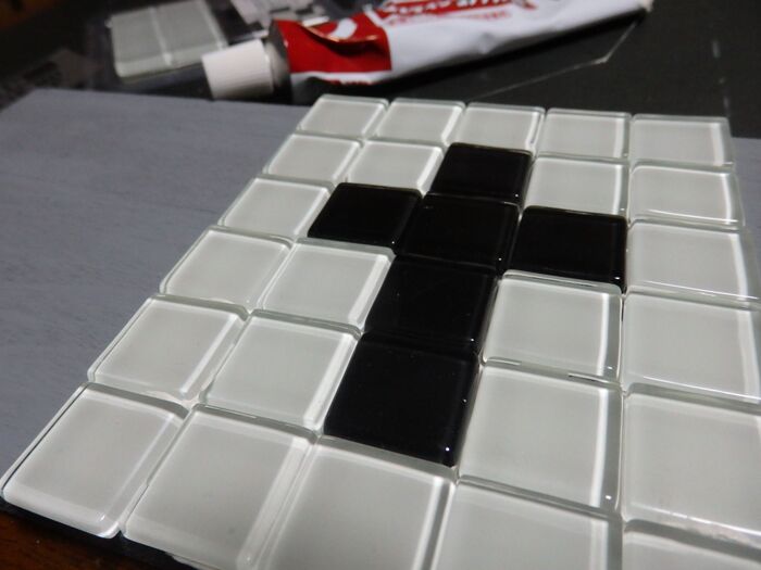 セリアの木材を半分からカットします。