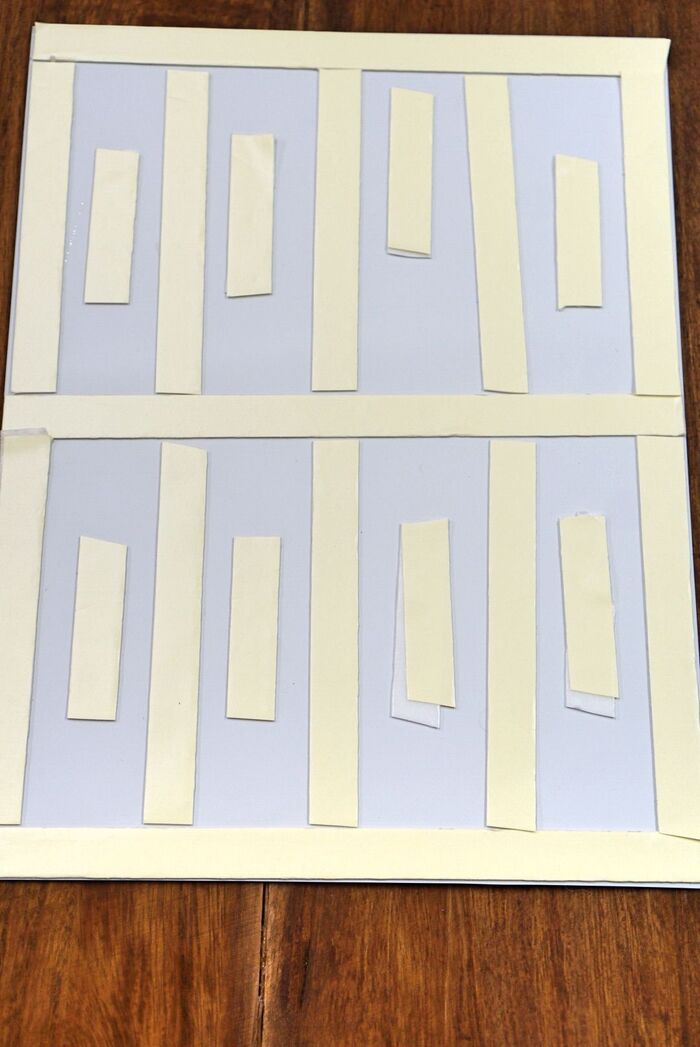 手順4.ミラーの裏側にハイパワーテープを貼る