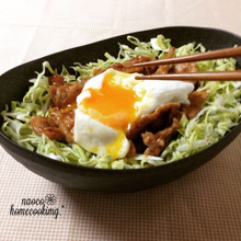 節約+簡単♪ 春きゃべつもメインの*トーロり卵とごま味噌豚