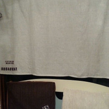 セリアのブルックリンなカフェカーテンを切り刻んでアップリケすれば マイブランド風雑貨に変身~