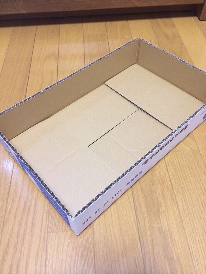 ダンボール箱がベース